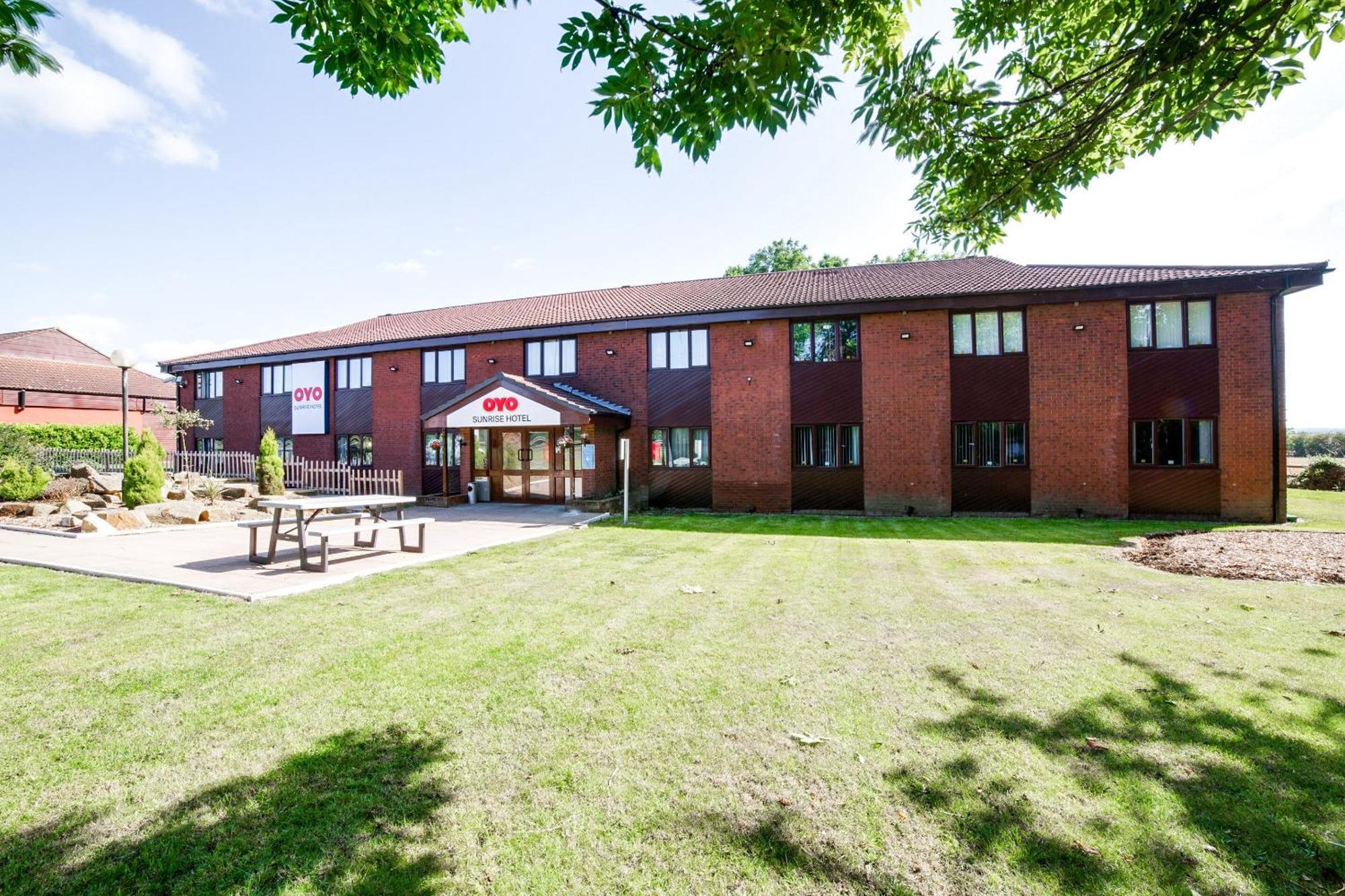 Hotel Oyo Sunrise Hotel, A46 N Leicester