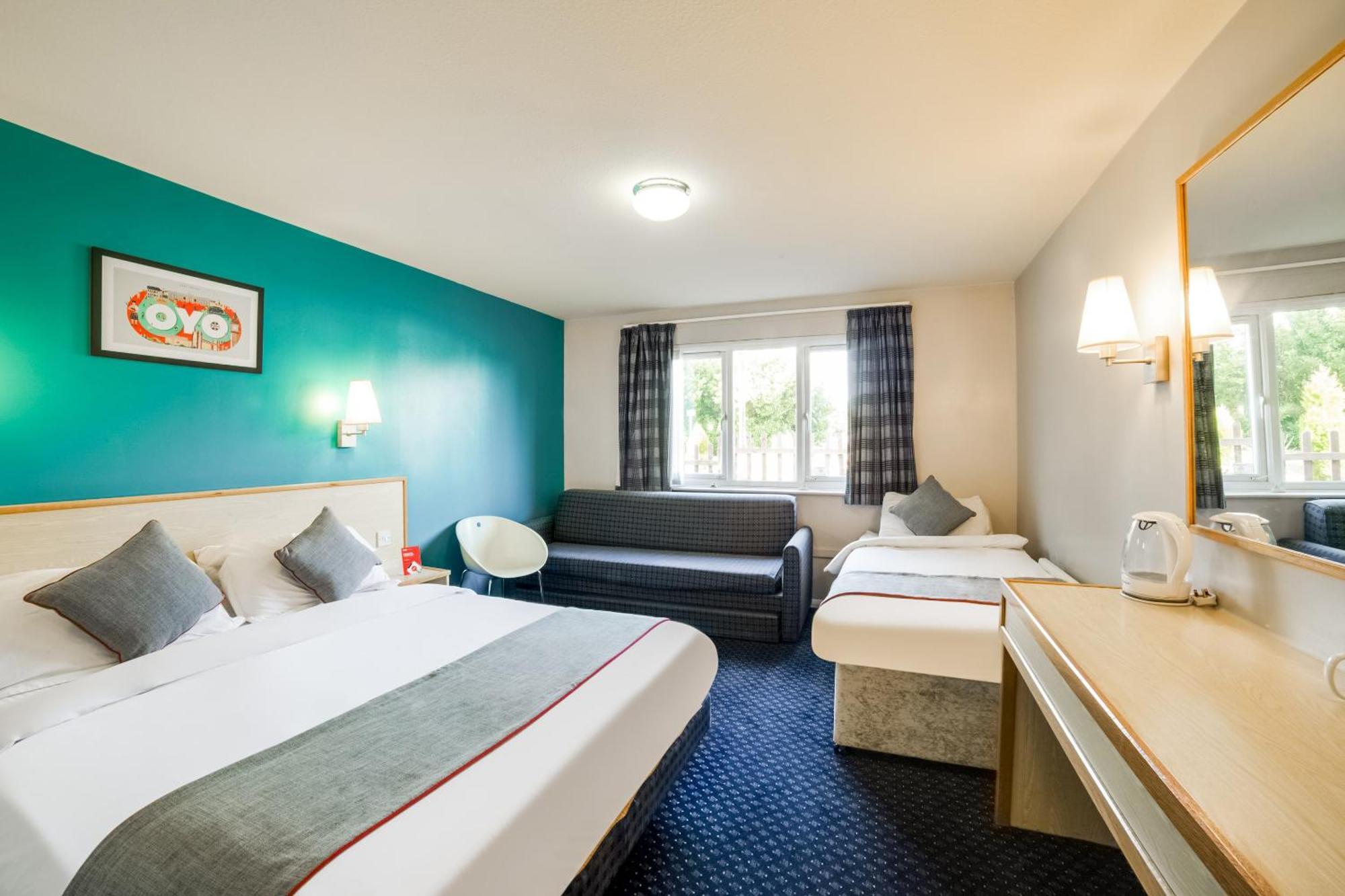 Oyo Sunrise Hotel, A46 N Leicester Thrussington