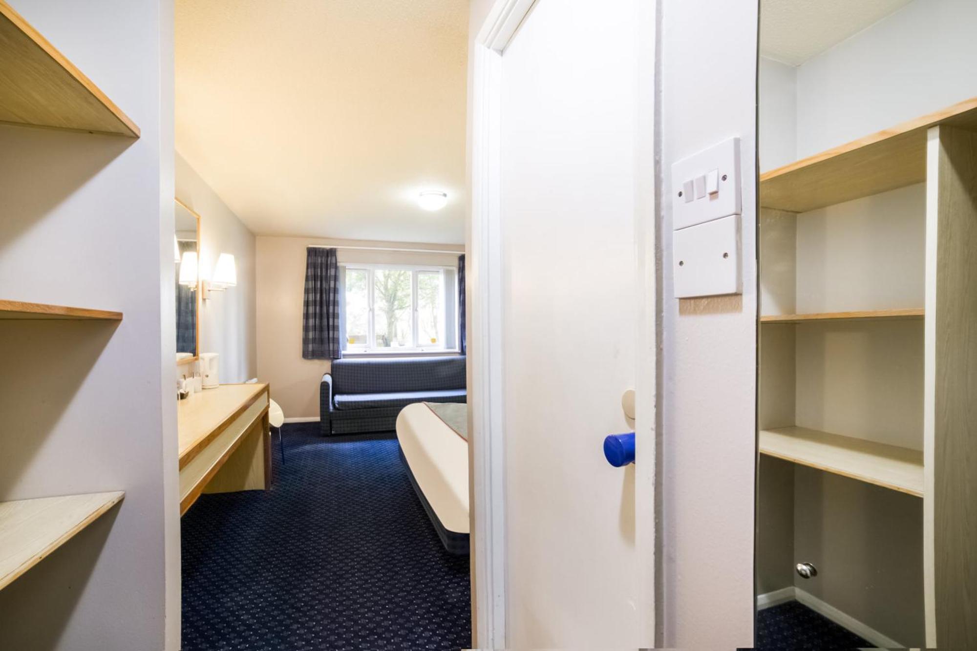 Hotel Oyo Sunrise Hotel, A46 N Leicester 3*